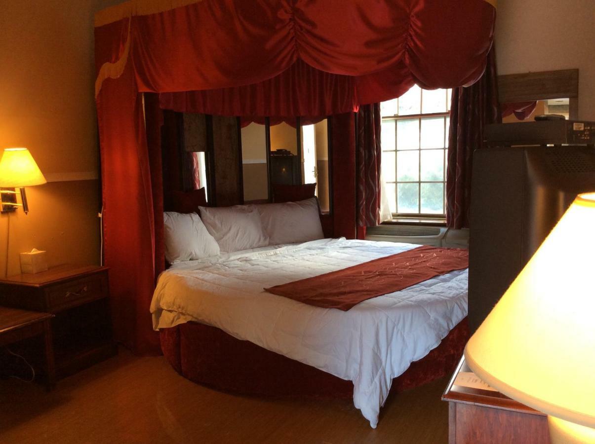 The Village Inn Colts Neck Extérieur photo