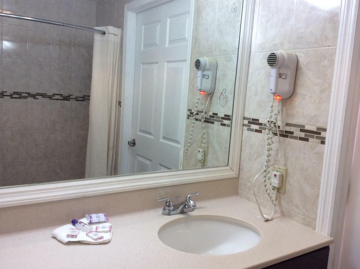 The Village Inn Colts Neck Extérieur photo