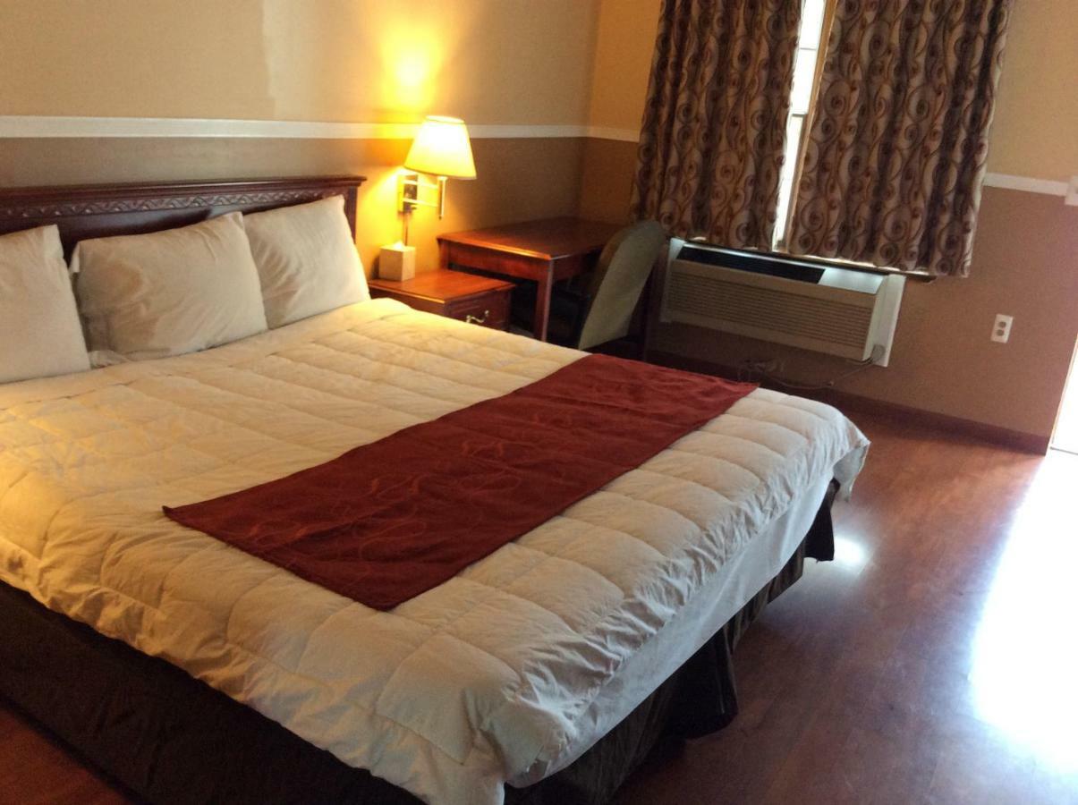 The Village Inn Colts Neck Extérieur photo